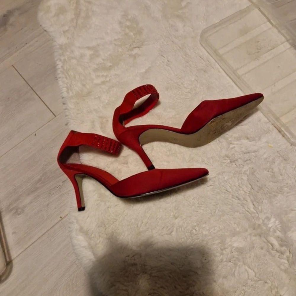 Elegant Red Women's Heels